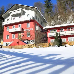 Gaestehaus Alpina Berchtesgaden